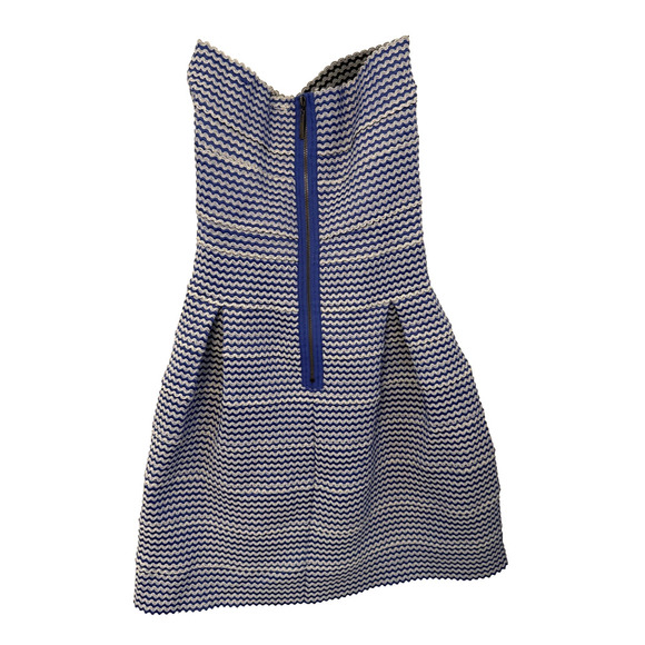 AKIRA Chicago Dress Womens Medium Blue Strapless Fit & Flare Textured Chevron - Picture 3 of 7